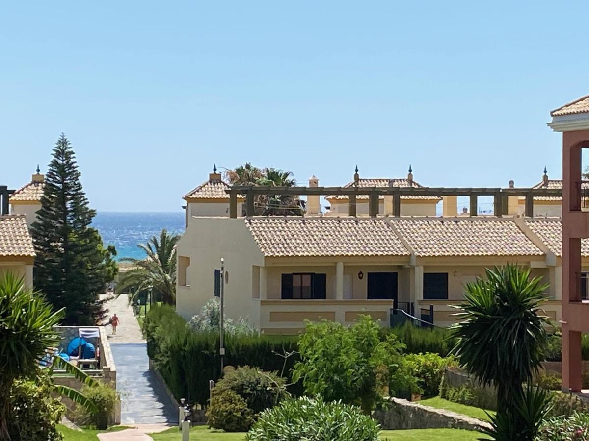 Apartamento En Urbanizacion De Primera Linea De Playa, Atlanterra サアラ・デ・ロス・アトゥネス エクステリア 写真